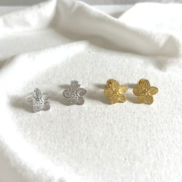 [COO8] Orecchini Fiore Sottile (Gold)